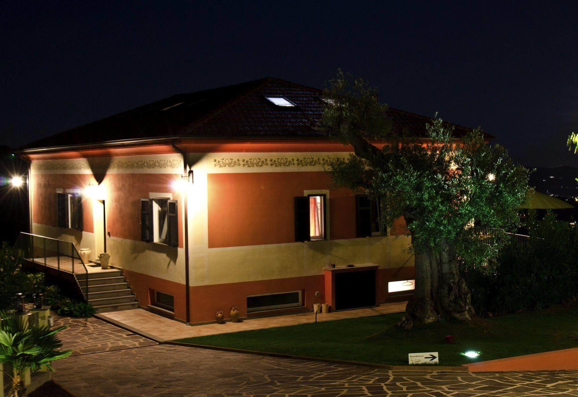 Apartamento Olivium La Spezia Exterior foto